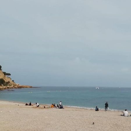 Au Calme, 200M Du Centre T2 Avec Balcon Et Parking Apartman Cassis Kültér fotó