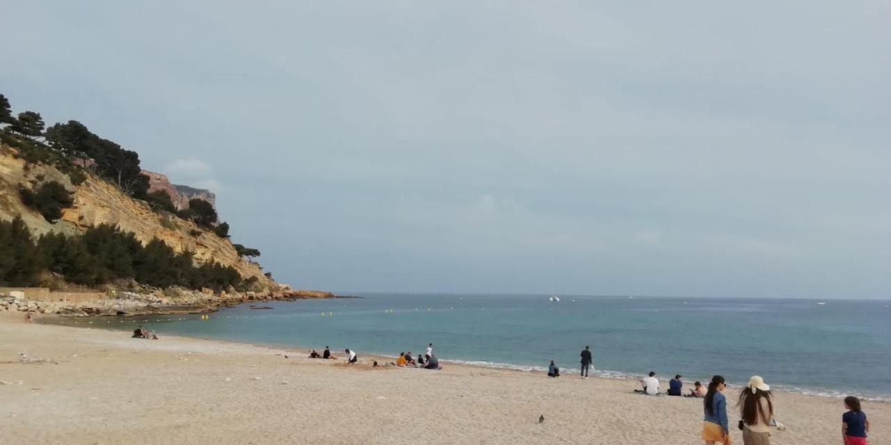 Au Calme, 200M Du Centre T2 Avec Balcon Et Parking Apartman Cassis Kültér fotó