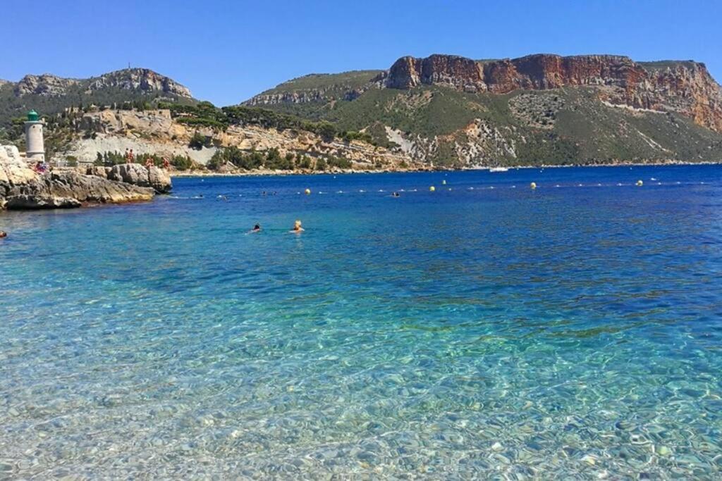 Au Calme, 200M Du Centre T2 Avec Balcon Et Parking Apartman Cassis Kültér fotó